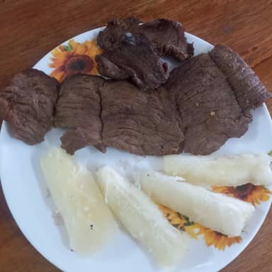 Desayuno con Carne Asada