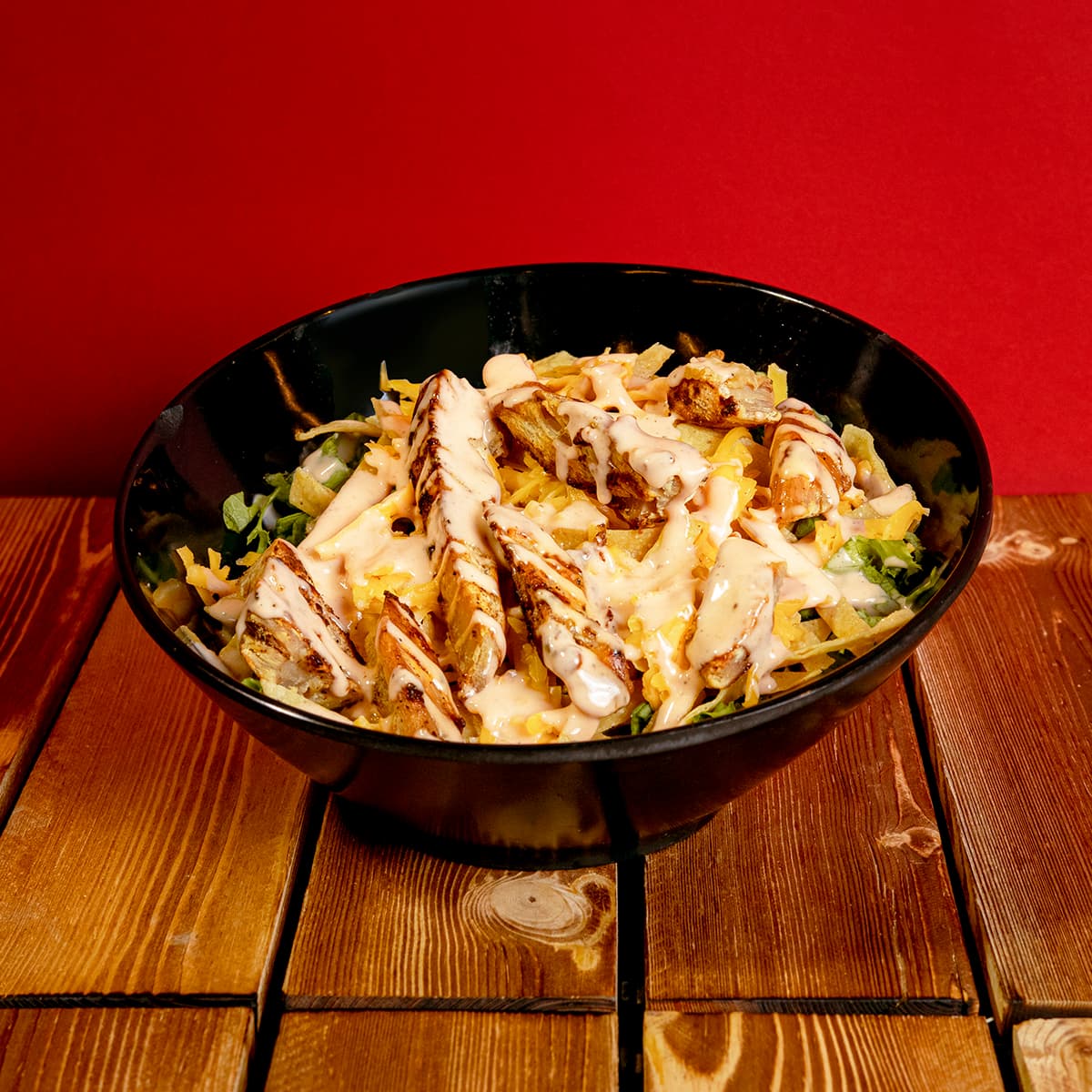 Ensalada Buffalo ranch