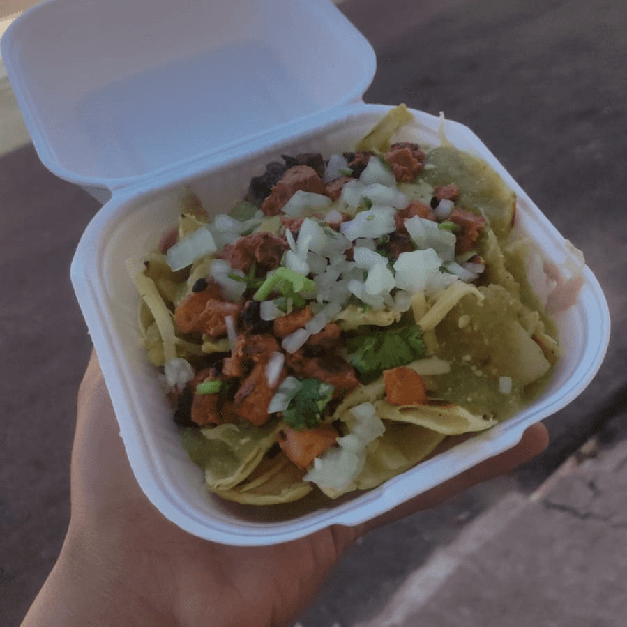 Chilaquiles Con Carne