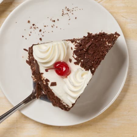 Porción Torta Selva Negra
