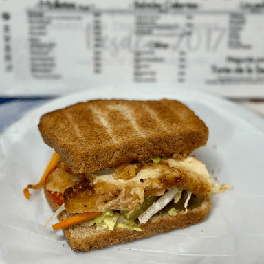 Sandwich de Pechuga Estilo Kentucky