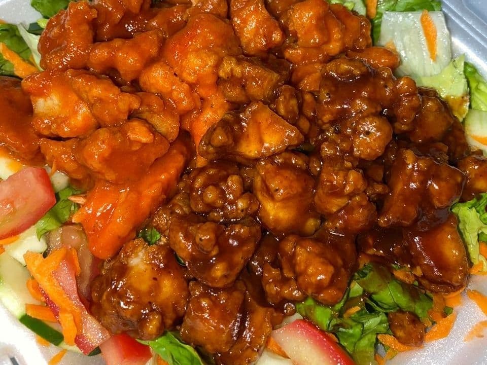 Ensalada de Boneless