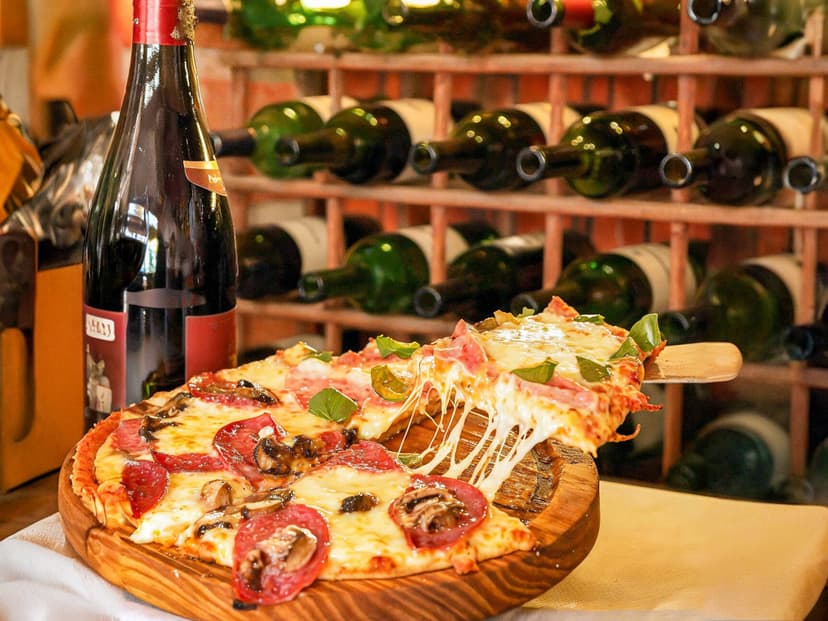 Tonino's Pizza (Plaza del Parque)