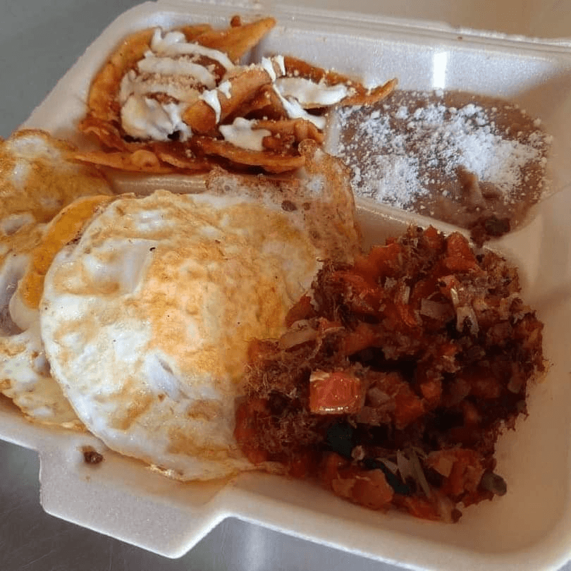 Huevos estrellados con Machaca