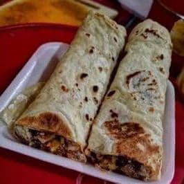 Taco con Tortilla de Harina de Pastor