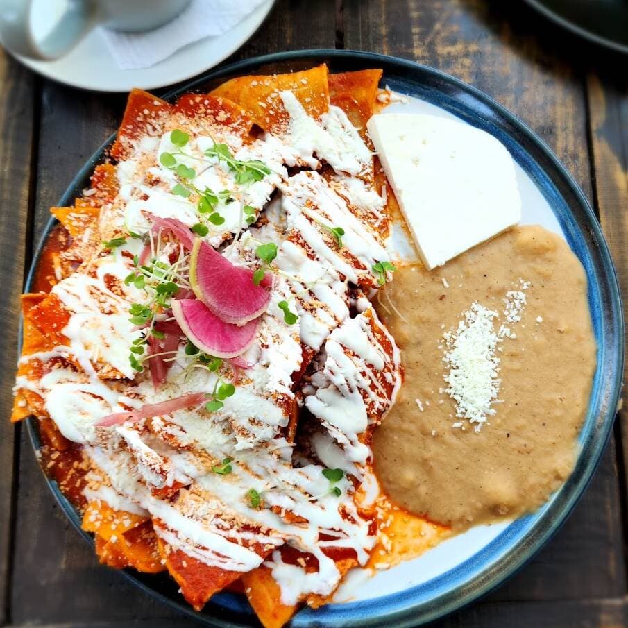 3X2 CHILAQUILES AQUI!