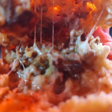GORDITA MICHOACANA CHORIQUESO