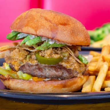 CHILI-NACHO BURGER