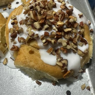 Roll Cubierto de Glass y Nuez Molida