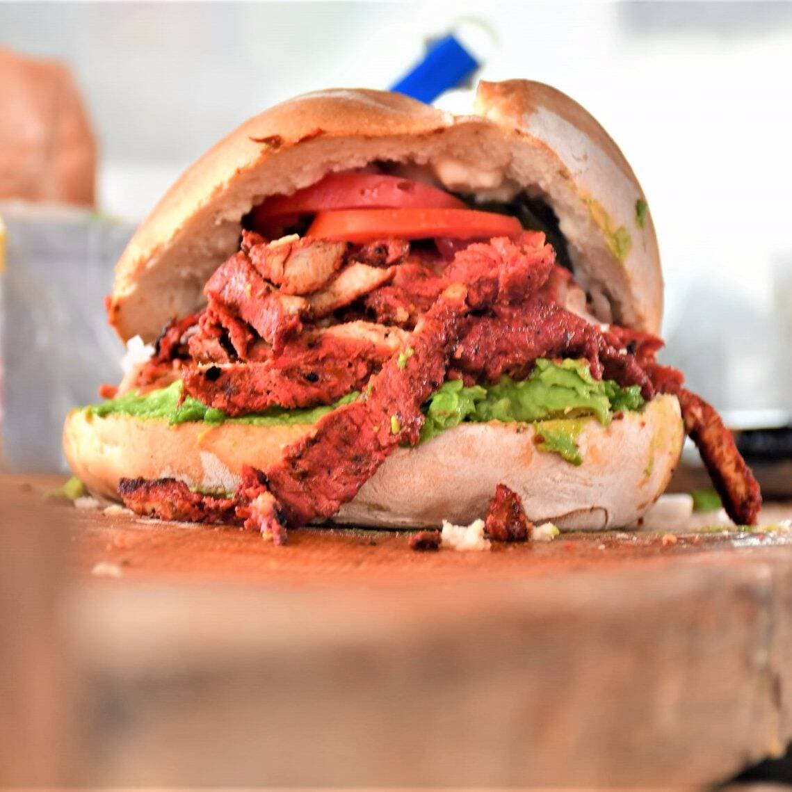 Lonche de Bistec