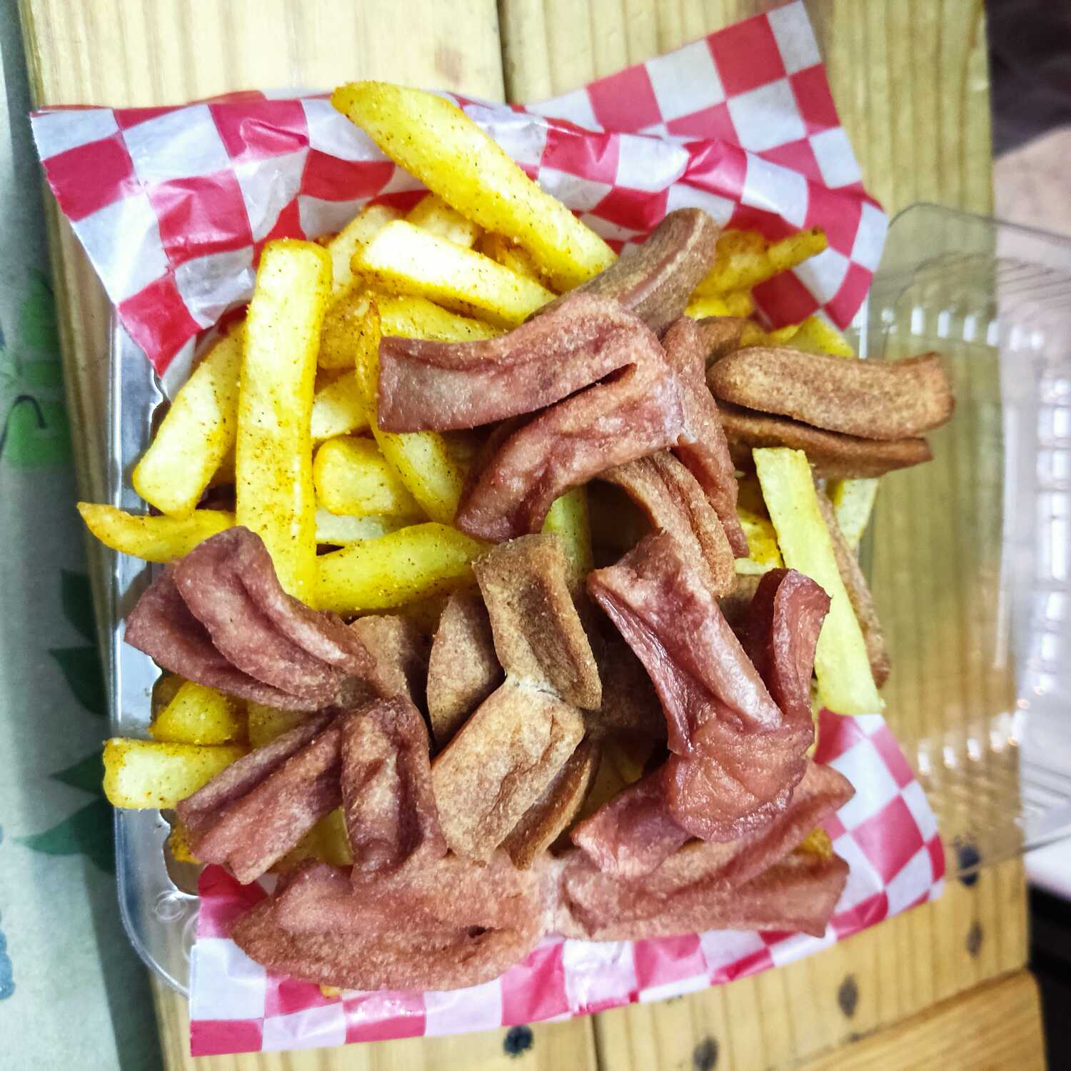Salchipapas