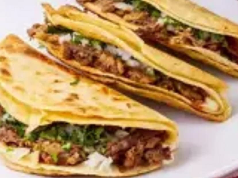Las Quesabirrias del Compadre (Soriana Encinas)