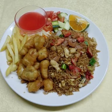 Casado de Pescado Trozo en Salsa Agridulce.
