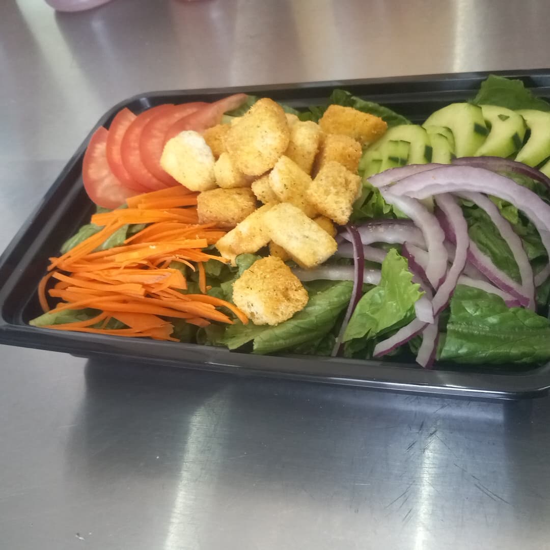 Buffalo Salad Sin Pollo