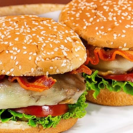 Combo Hamburguesa Súper Tambo + Gaseosa 250 ml