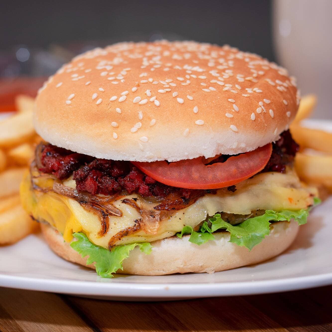 Hamburguesa Mexicana + Papas a la Francesa