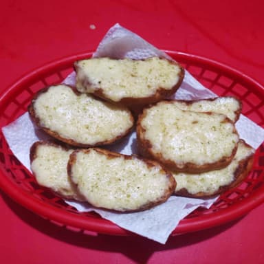 Porción de Pan al Ajo Especial