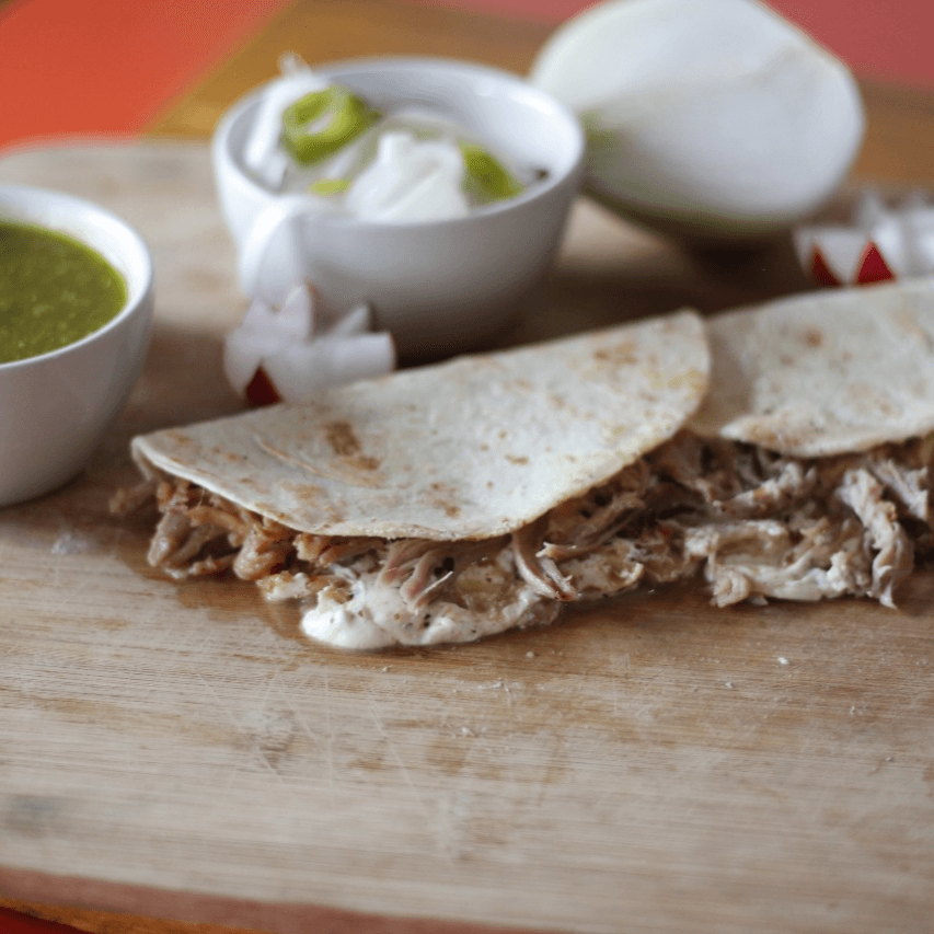 Quesadilla de Maciza con Chicharrón