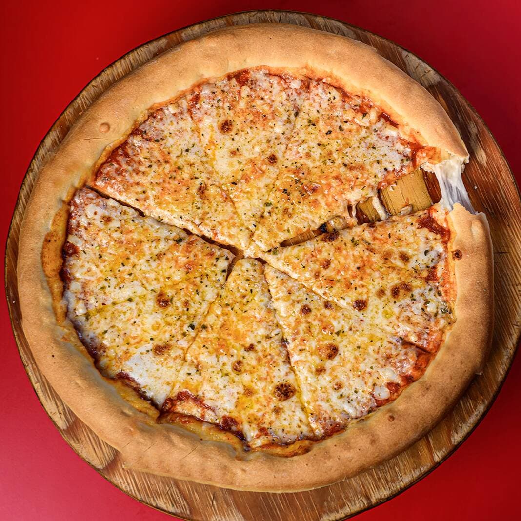 Pizza Quecheesima con Orilla Rellena