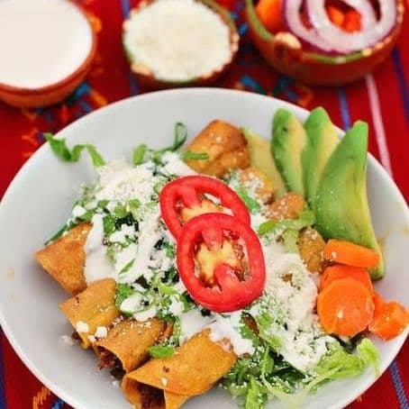 Tacos Dorados 5 Piezas
