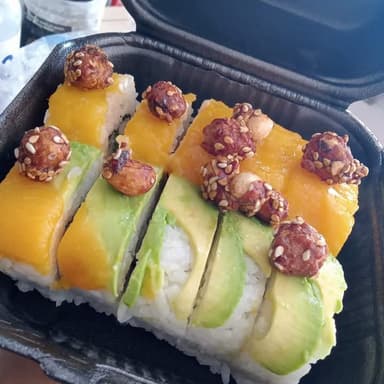 Tropical roll