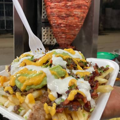 Papas Fritas con Carne