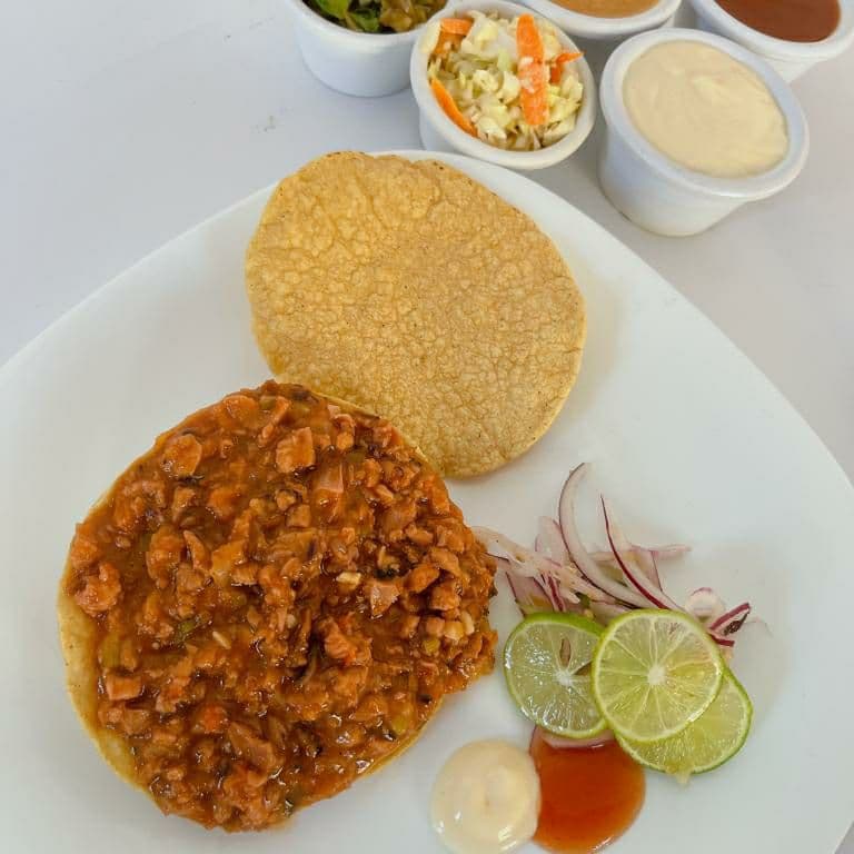Tostada de Calamar Guisado