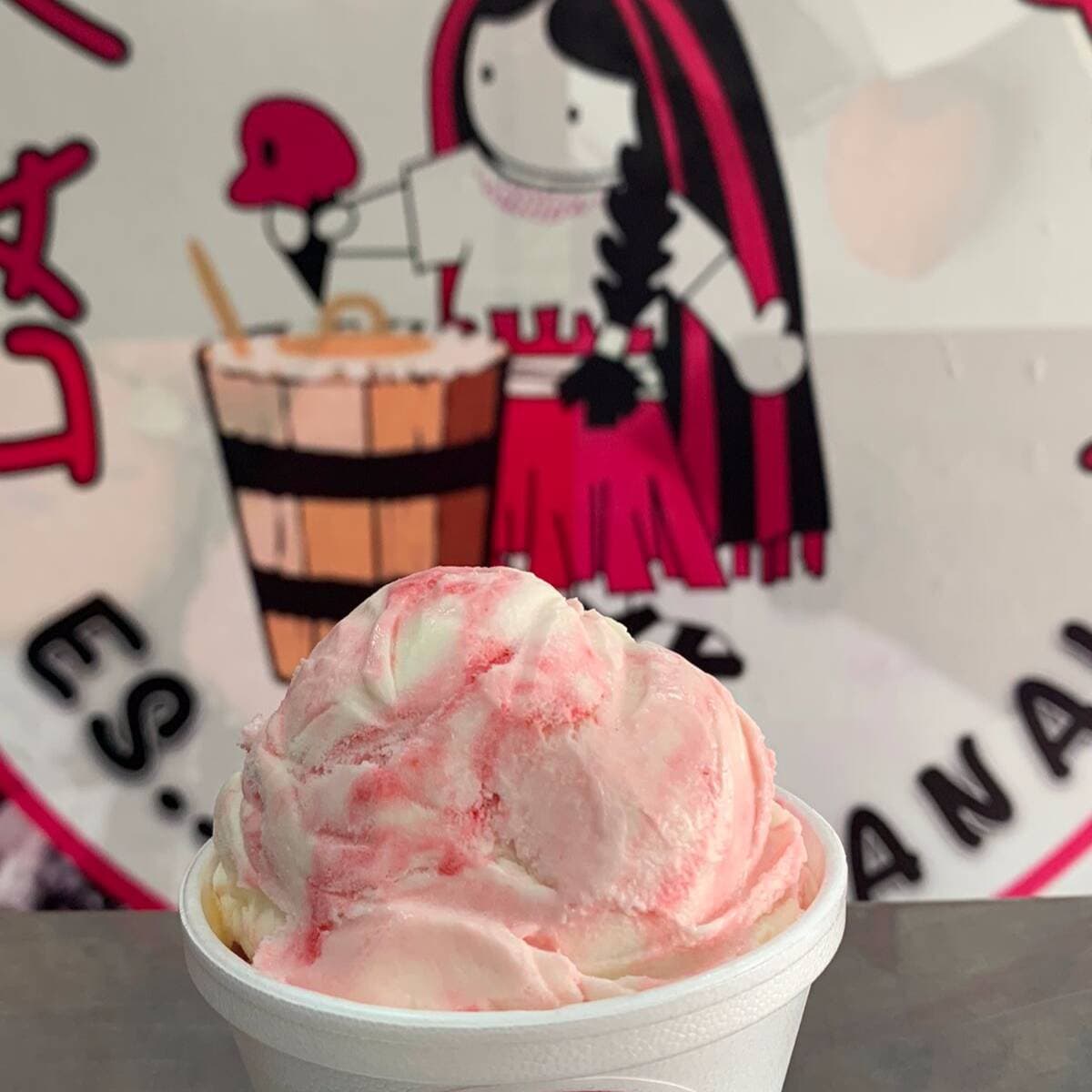 MEDIO LITRO SABOR FRESA CON CREMA