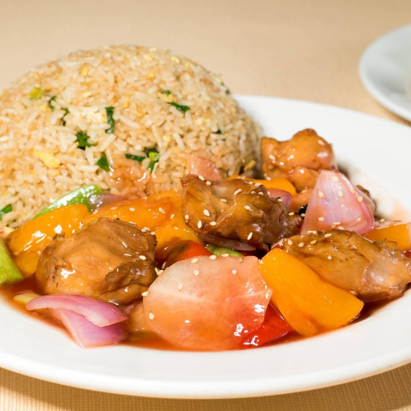 Pollo Con Piña + Entrada a Elegir + Gaseosa a Eleg
