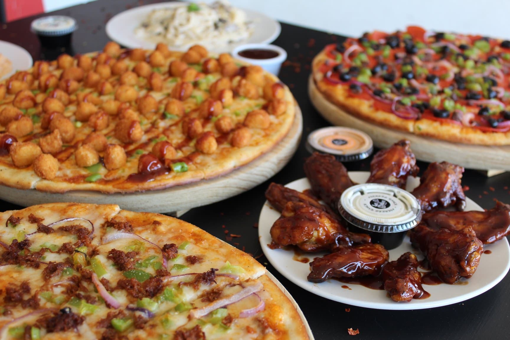 La Beba Pizza y Alitas