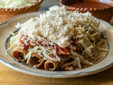 Tacos Dorados Surtidos