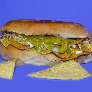 TORTA DE CHILAQUILES