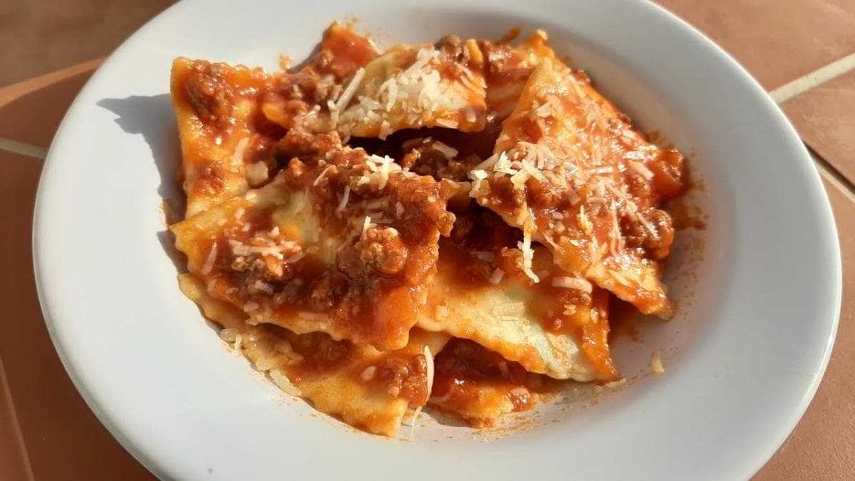 RAVIOLI ALLA BOLOGNESE