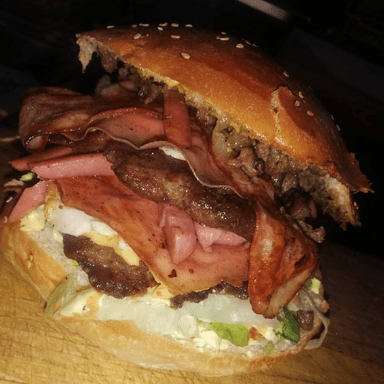 Hamburguesa Mega de Carne Asada