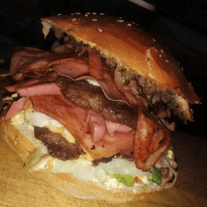 Hamburguesa Mega de Carne Asada