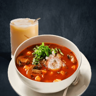 Pozole Litro + Agua de Fruta