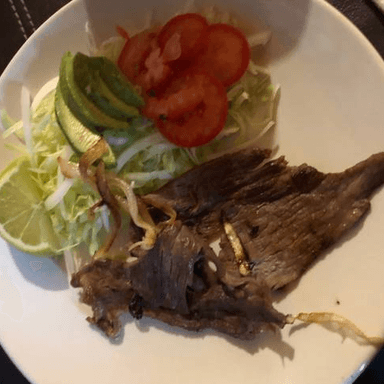 Tasajo Encebollado