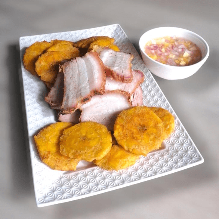 Patacones con Chancho al Cilindro