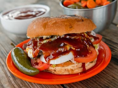 Combo Individual: Burger BBQ + Pepsi + Papas