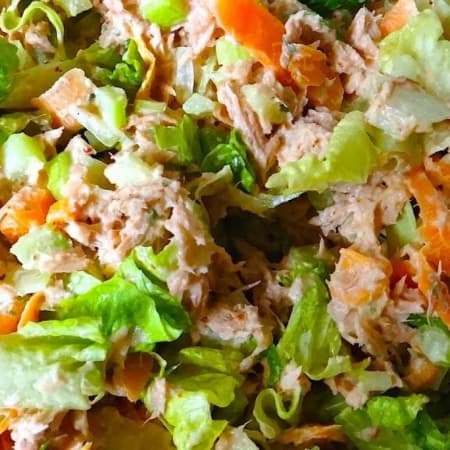 Ensalada clásica de atún