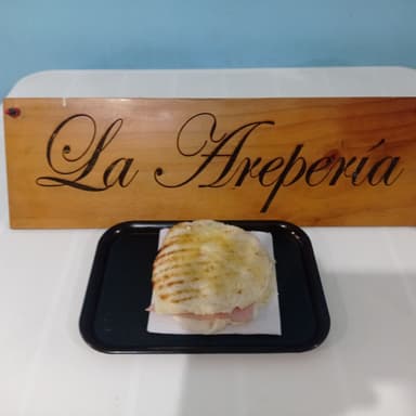 Arepa Jamon Queso