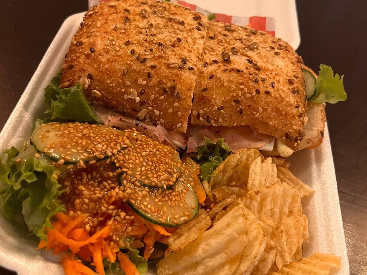 The Sándwich Green