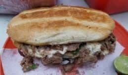 Torta de Suadero con Queso