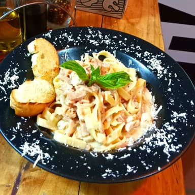 PASTA CARBONARA