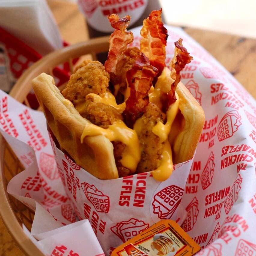 Chicken Waffle Doble