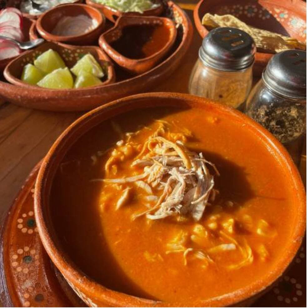 Pozole Rojo Medio Litro