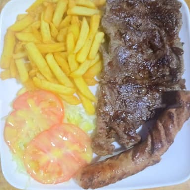 Punta Gorda Asada + chorizo de la casa