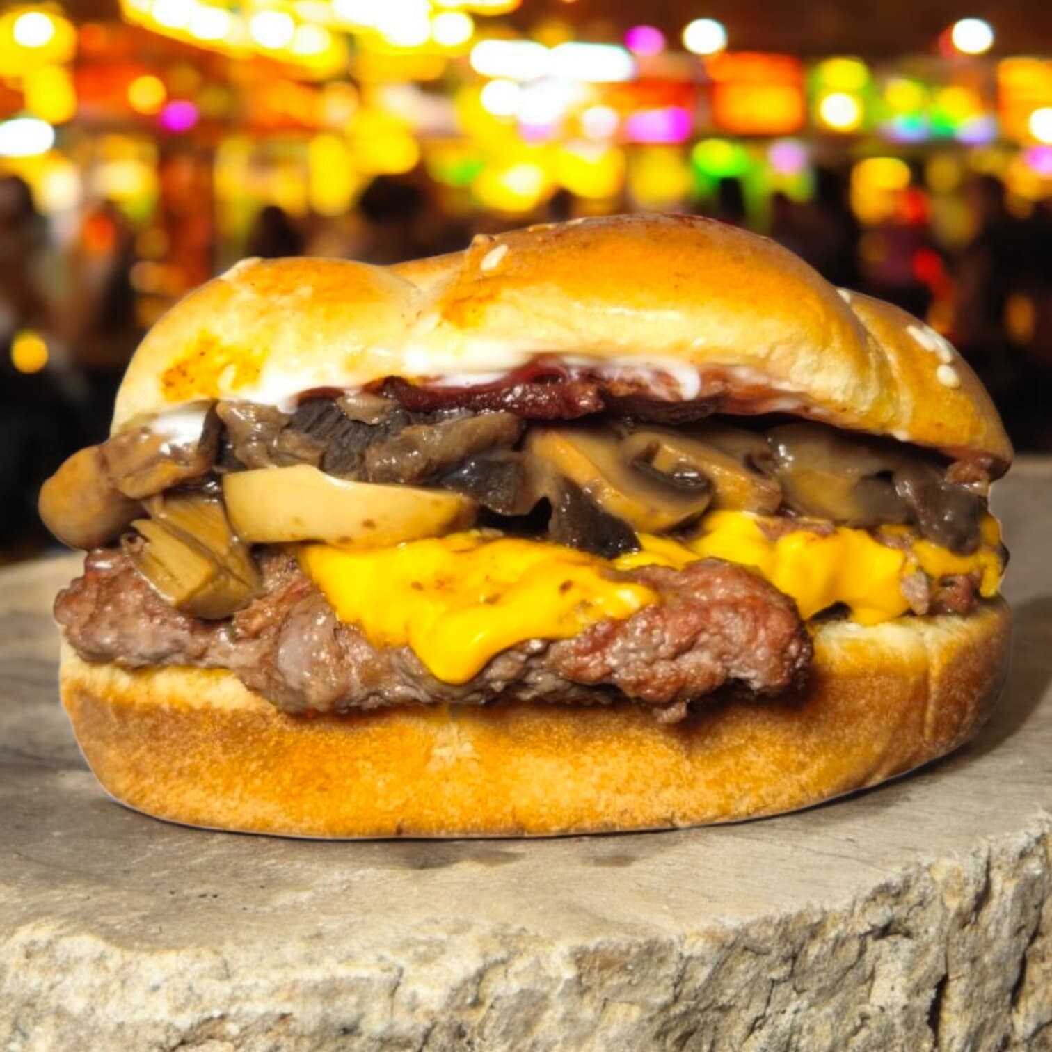 Cheeseburger Con Champiñones