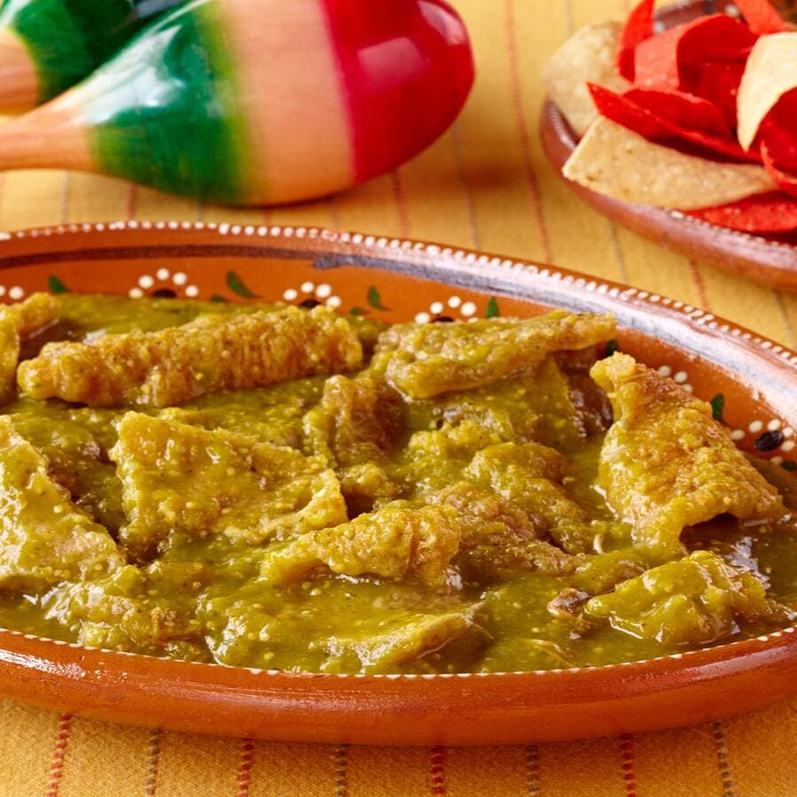 Chicharrón en Salsa Verde (2 Guarniciones)
