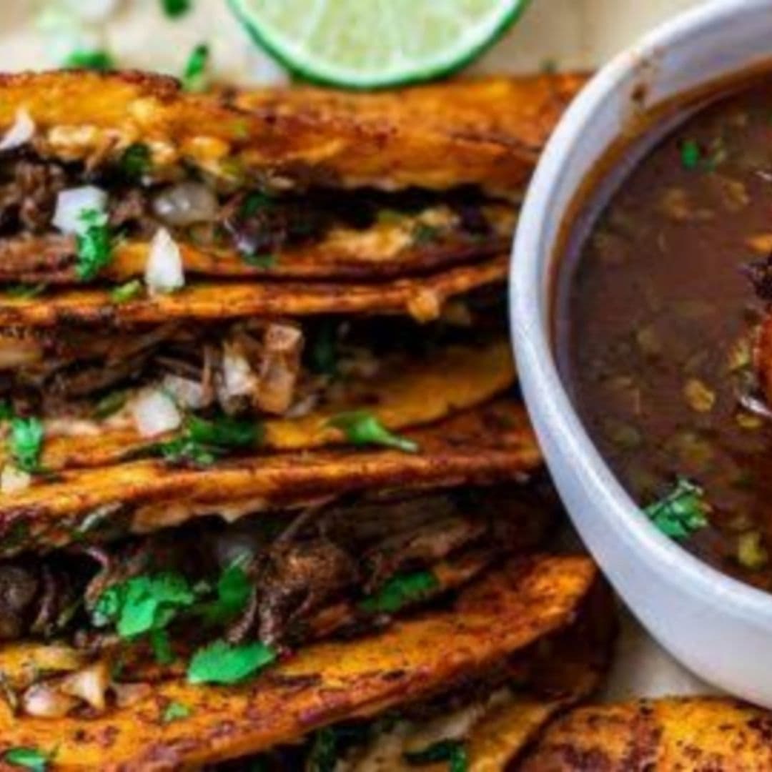 Master de Birria y Consomé